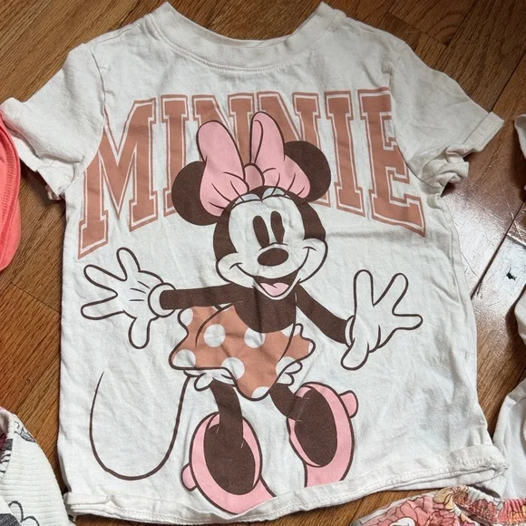 Minnie Mouse Girls Clothing Bundle - Picture 2 of 11